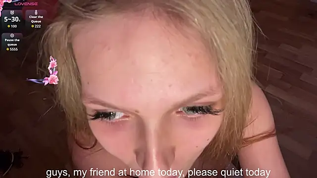 xXMelanieseXx webcam