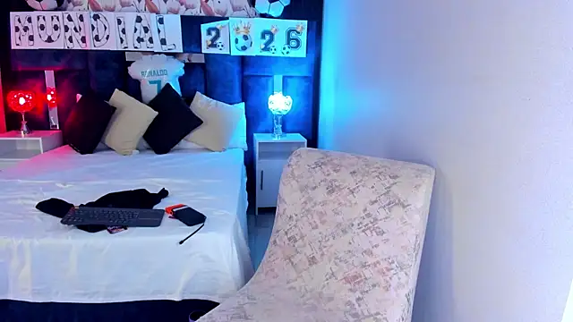 AmmyJones_ webcam