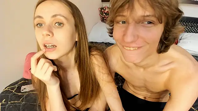4u4love (G teen) - 69 pose and lick