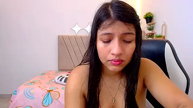zara_cute webcam