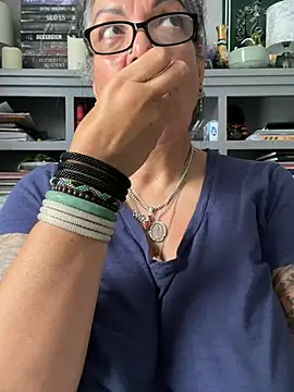 dieseldame1313 webcam