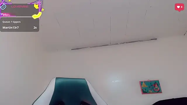 Oriana_braom webcam