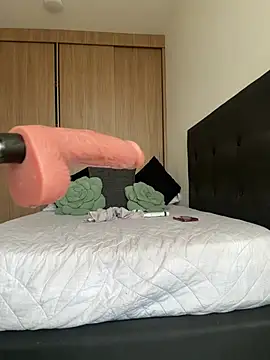 nicollemays (F young) - Stimulation asshole + saliva 💫