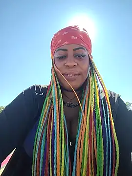 AmazonianMistress webcam