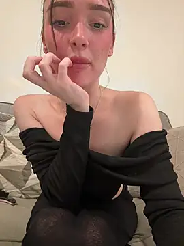 Watch Charliedarkx live on EroticFlix - High definition streams