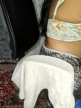 Curvy_Pooja webcam