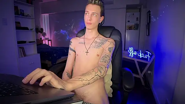 Den_BlueXx webcam