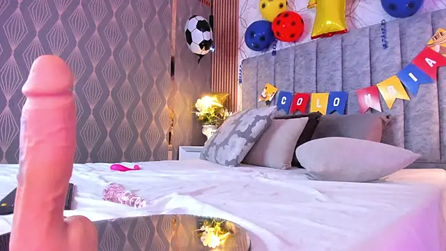 Watch SofiiCruz live on EroticFlix - High definition streams