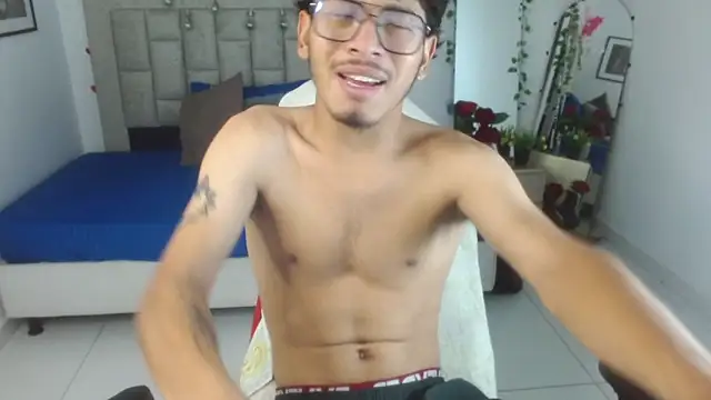 blackfox_desire webcam