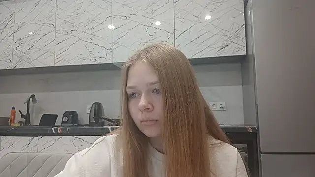 KarinaBestie webcam