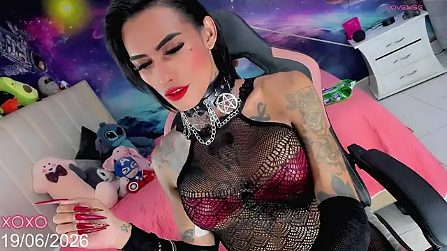 Nella_Dolls webcam