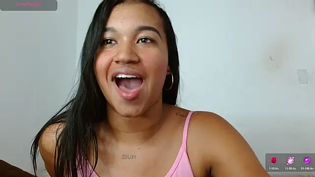 Alexa_priincess live cam on StripChat