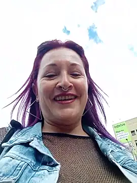 Watch sophie_banger live on EroticFlix - High definition streams