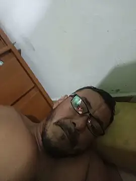 bruno_324278 live cam on StripChat