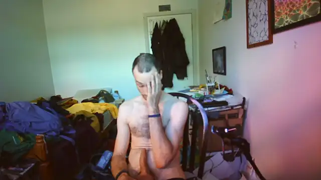 JohnnyMoves webcam