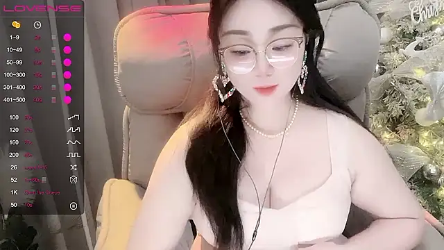 Monica-666888- webcam