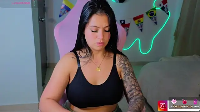 Victoryyy_ webcam