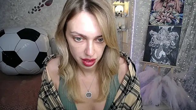 NickyAdamidi webcam