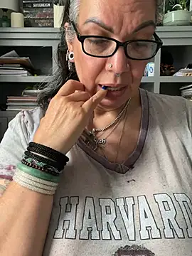 dieseldame1313 webcam
