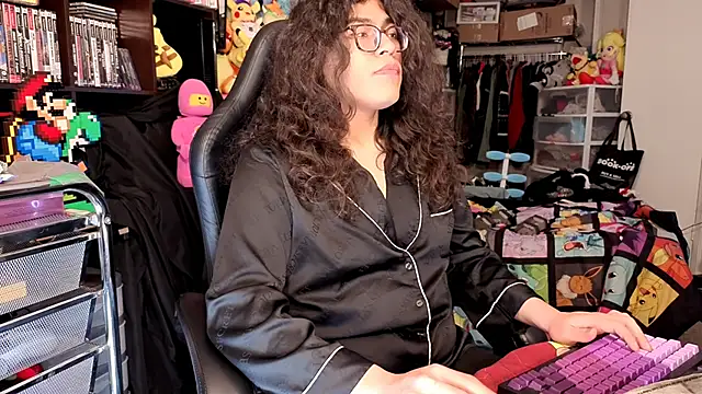 ShinyCherub webcam