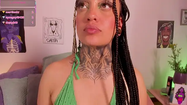 Cata_green webcam