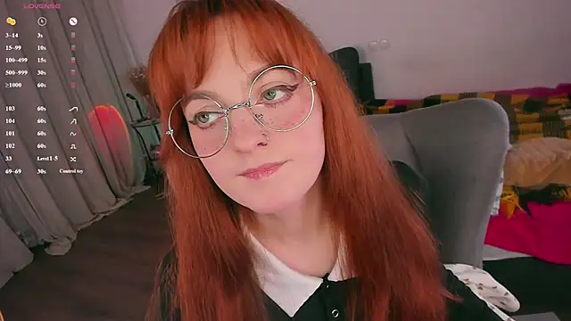 Alice_CutePerv webcam