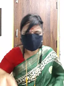 Watch Tamil_white_beauty live on EroticFlix - High definition streams