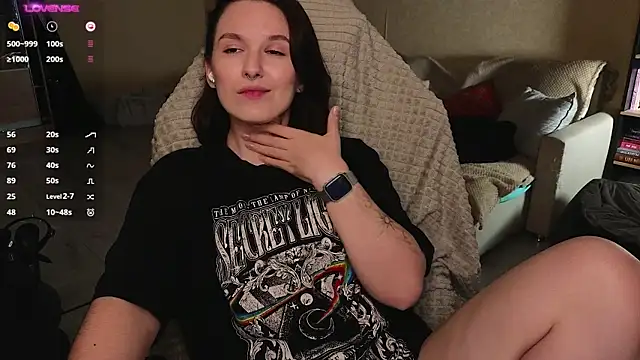 Watch Val_lava live on EroticFlix - High definition streams
