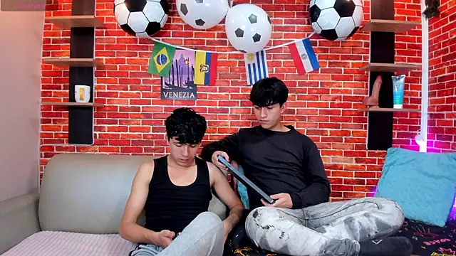 Hoot_boyss_ webcam