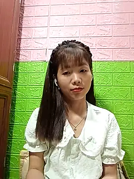 AmyLinee01 webcam