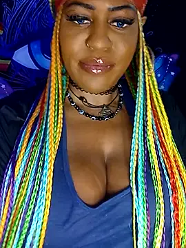 AmazonianMistress webcam