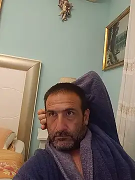 dantrov79 (Ask my age) - Play with FLASH Menu.. Cum at Goal 💦 💦