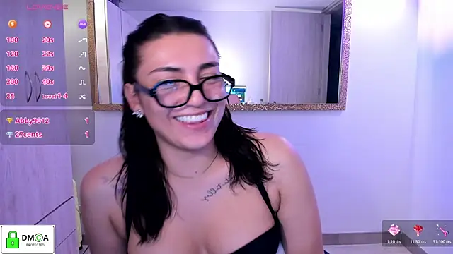 EricaVanderhill webcam