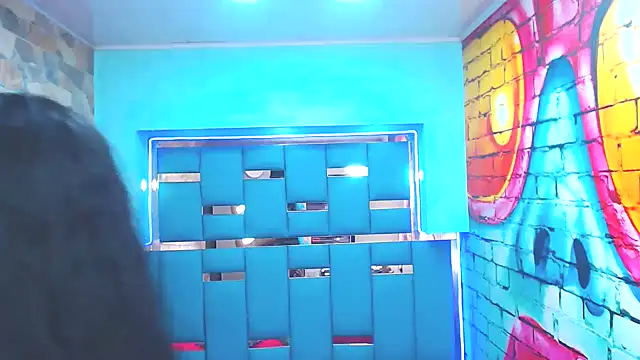 violet_bigcock774 webcam