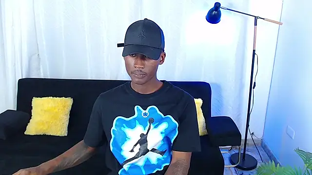 alexaandro18 webcam