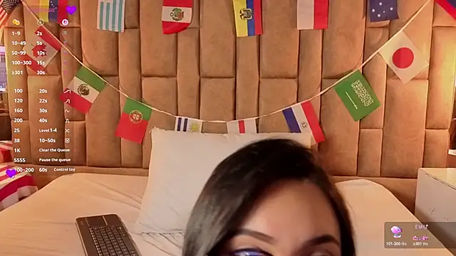 BrianaJhons19 webcam