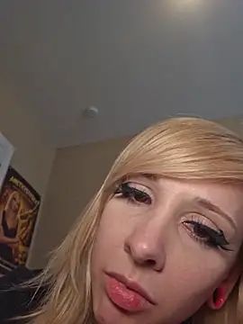 AmethystFoxx webcam