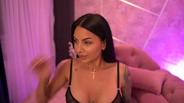 Watch Ivy_Trixx live on EroticFlix - High definition streams