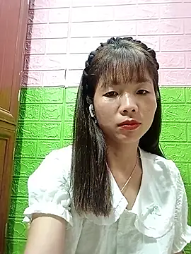 Watch AmyLinee01 live on EroticFlix - High definition streams