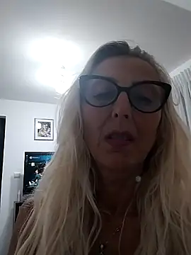 _sexyBLONDE46_ webcam