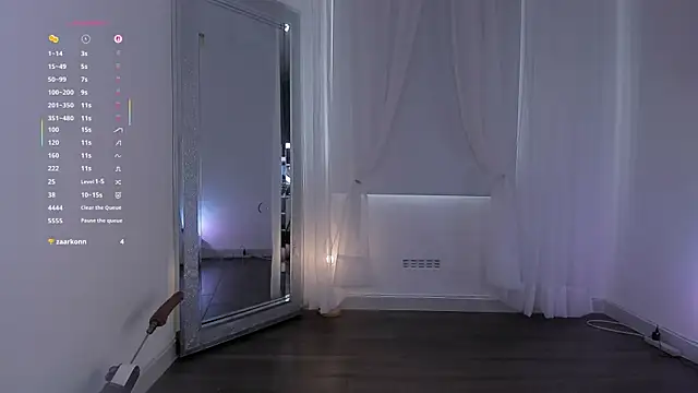 GoddessLinda04 webcam