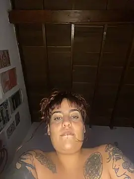 name_less_lulu live cam on StripChat