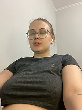Watch ecpochmak live on EroticFlix - High definition streams