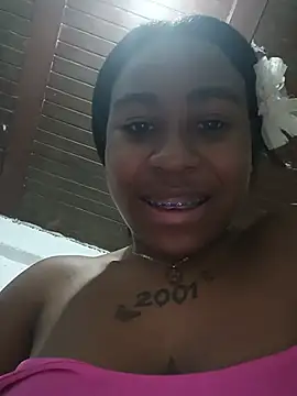 Negraamara live sex cam