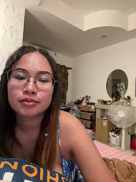 Ponthip webcam
