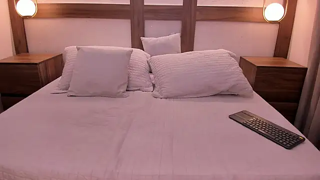 Emii_Lux webcam