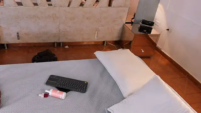 BellaBoobs_ webcam