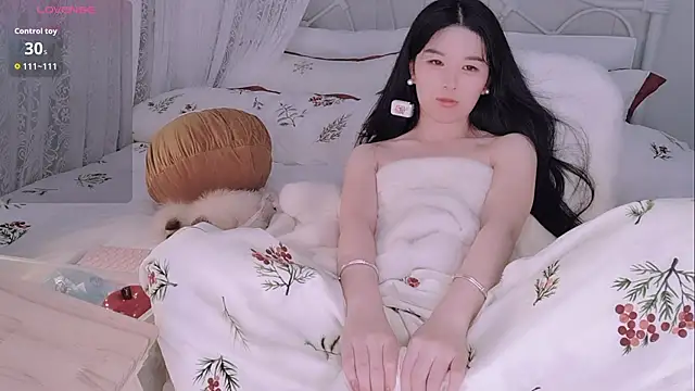 binglin- (Ask my age) - #asian #asian-foot-fetish #black-hair #cam2cam #chinese #cosplay #deluxe-cam2cam #foot-fetish #hd #interactive-toys #lovense #nylon #petite #petite-asian #small-audience #student #topless #topless-asian #upskirt