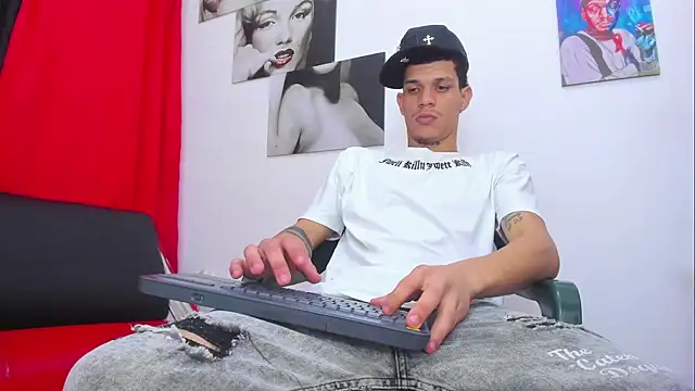 big_hot_boy_ (M young) - BOY HARD HAPPY