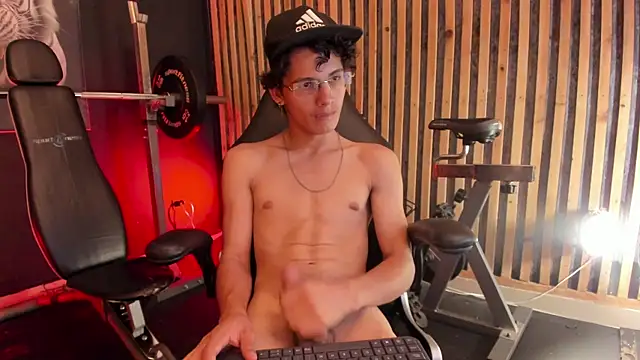 Adrian_Wolf webcam